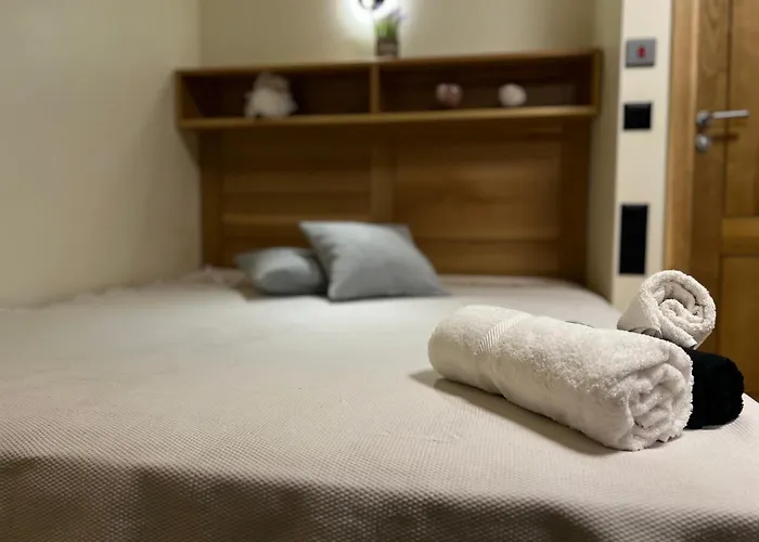 V A Z A T A Appartement